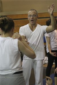 Jonathan Teaching a Mask Class